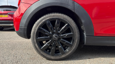 MINI Hatchback 1.5 Cooper 5dr Auto Petrol Hatchback